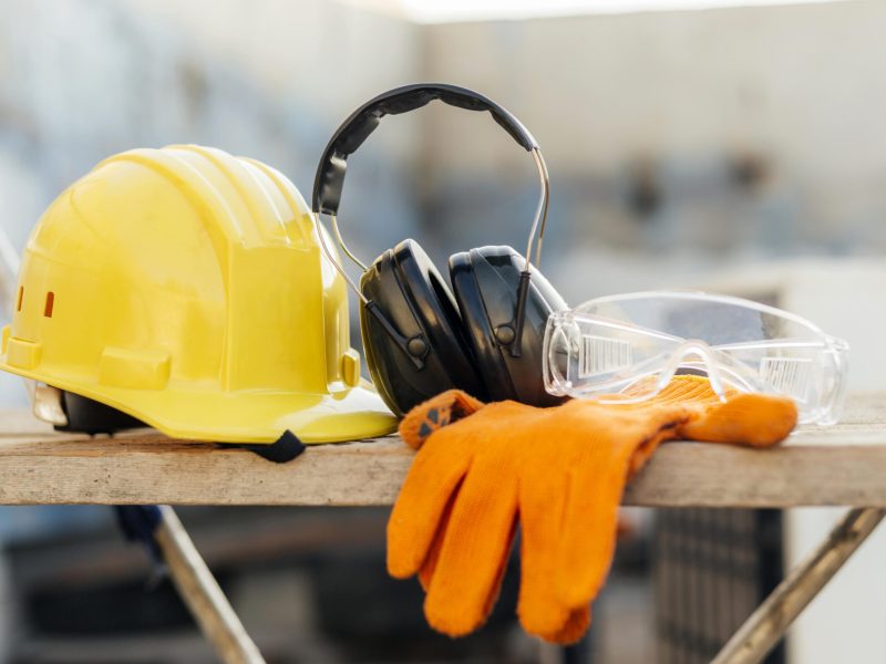 front-view-protective-glasses-with-hard-hat-headphones